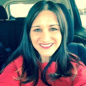 Meet your Posher, Kira